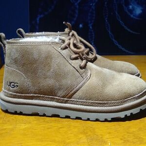 Ugg Duemal short boots